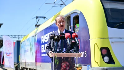 Çin’in Chengdu ve Chongqing şehirlerinden gelen yük trenleri, İstanbul’da düzenlenen