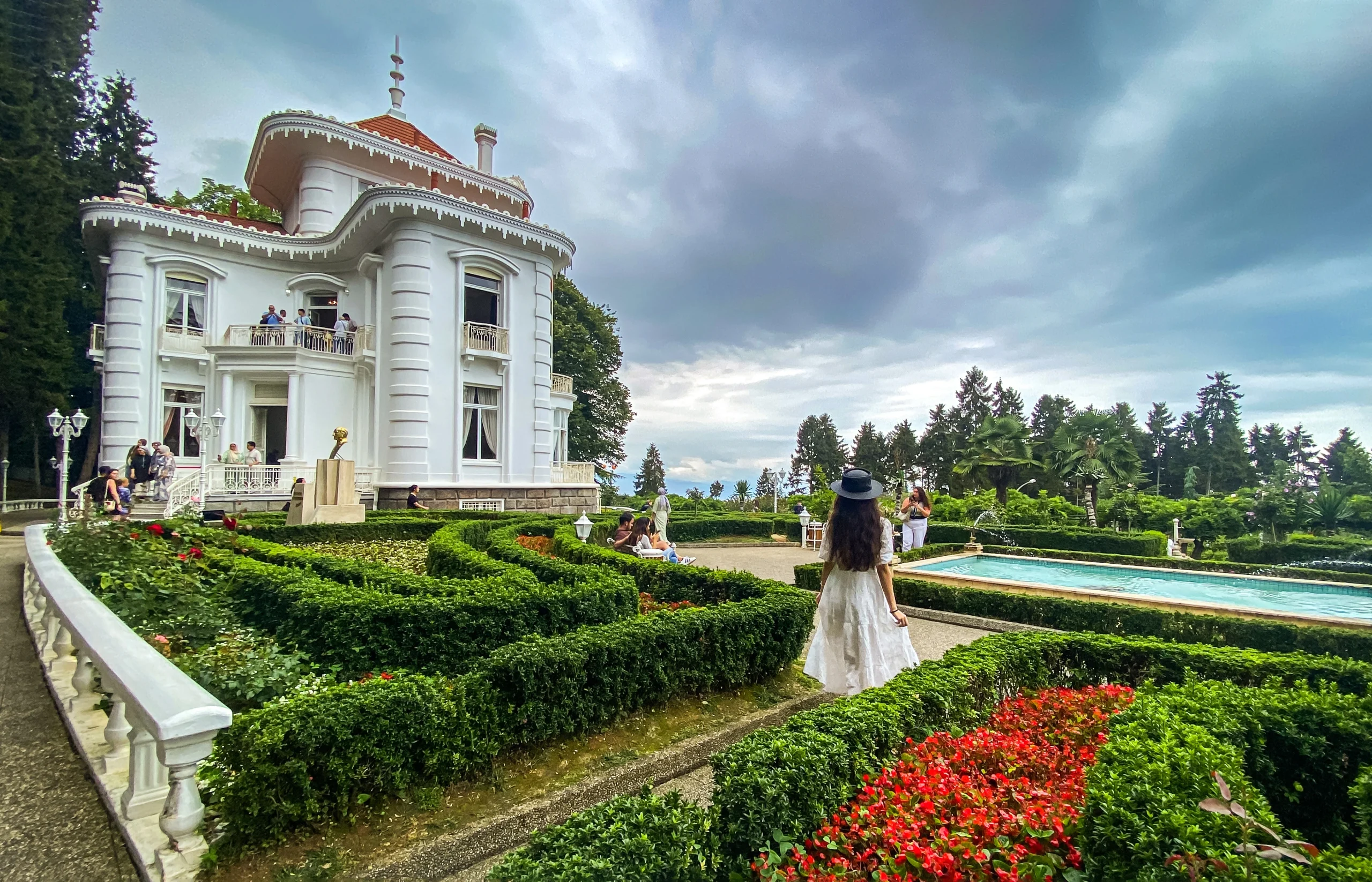 Trabzon’da çam ormanları arasında yer alan Atatürk Köşkü, yılın ilk