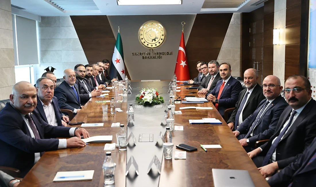 Sanayi ve Teknoloji Bakanı Kacır, Suriyeli Bakan Eş-Şaar ile işbirliği