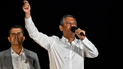 CHP Genel Başkanı Özgür Özel, Tuzla mitinginde yaptığı konuşmada, İstanbul