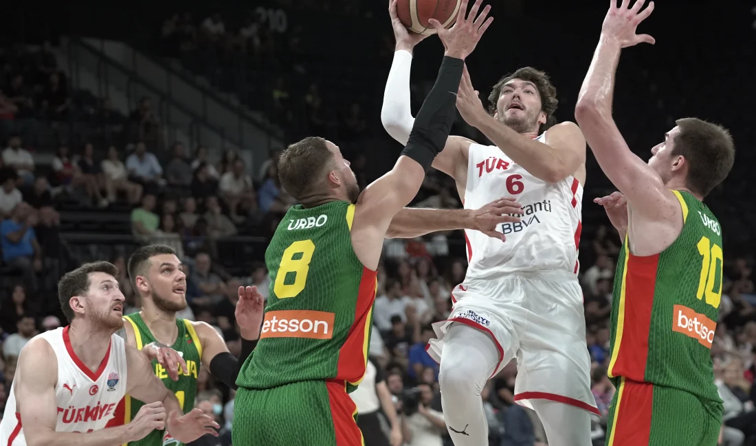FIBA 2025 Avrupa Şampiyonası hazırlıkları kapsamında Litvanya ile karşılaşan A