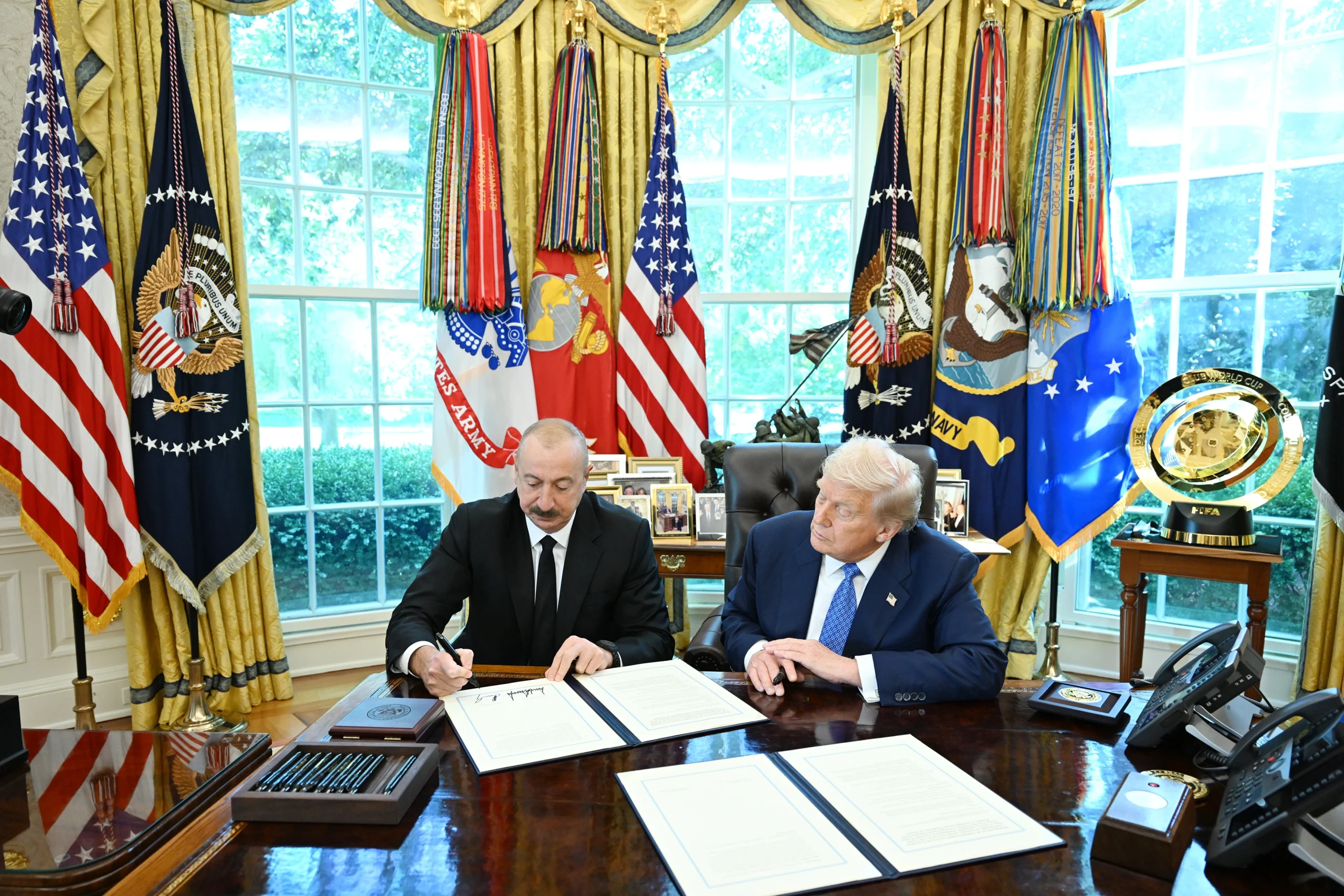 Trump ve Aliyev, ABD-Azerbaycan ilişkilerini güçlendirecek Stratejik Ortaklık Mutabakatı’na imza