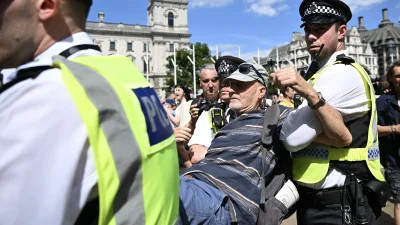 Londra’da, terör örgütü ilan edilen “Palestine Action”a destek için düzenlenen