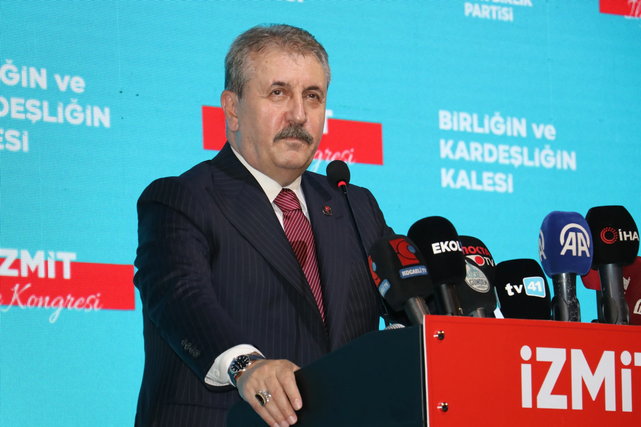 BBP Genel Başkanı Mustafa Destici, Kocaeli’de yaptığı konuşmada İsrail’i Gazze’de