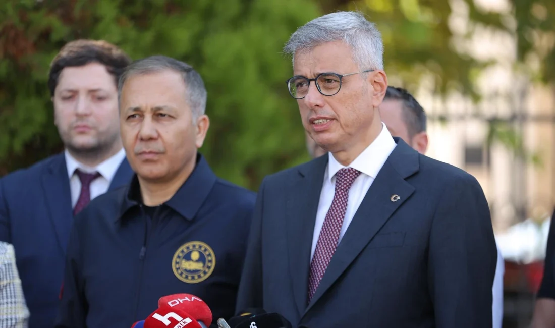 Sağlık Bakanı Kemal Memişoğlu, Sındırgı’da meydana gelen depremde yaralanan 10