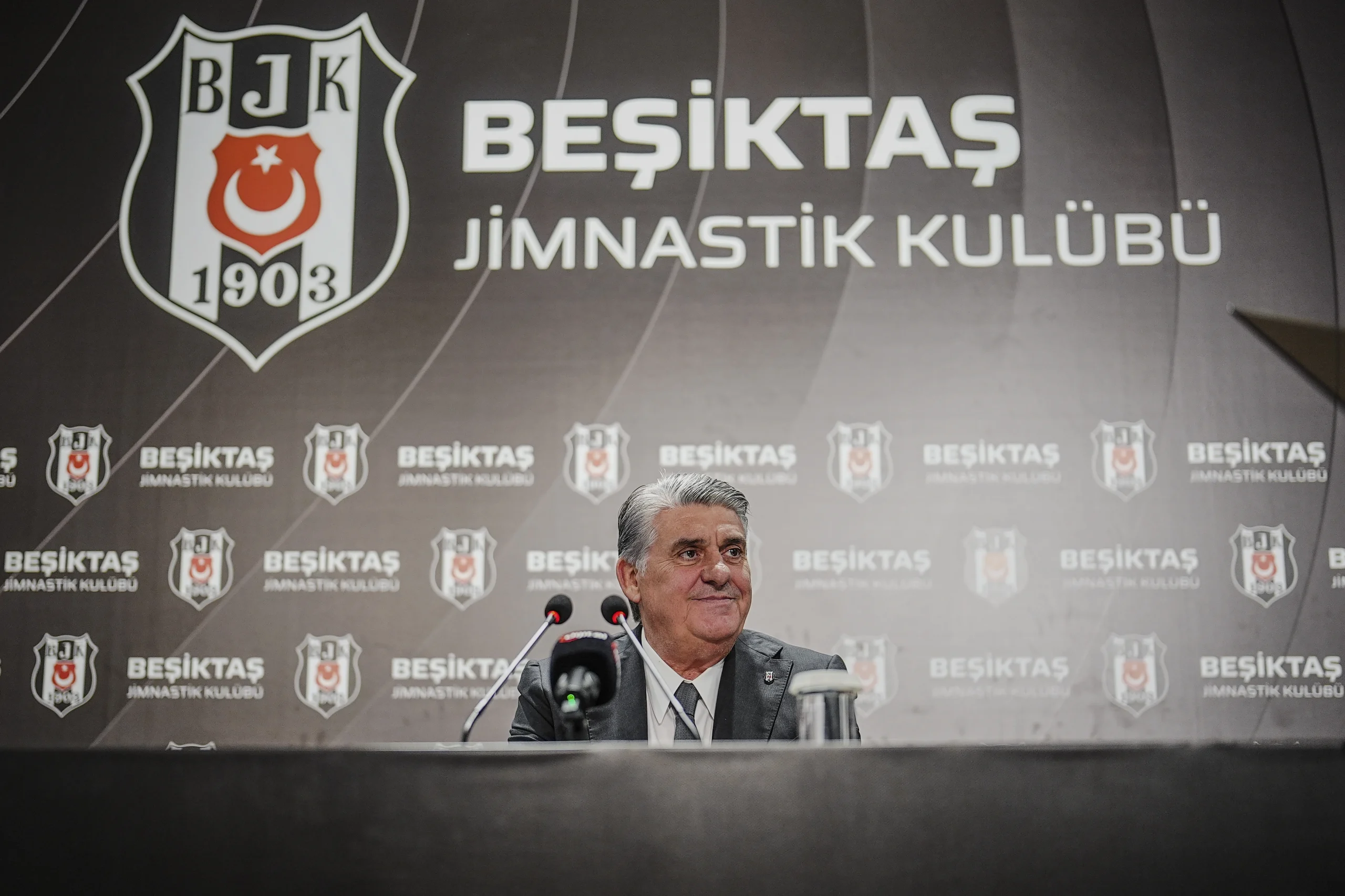 Beşiktaş Başkanı Serdal Adalı, geçmişten gelen mali yükler ve transfer