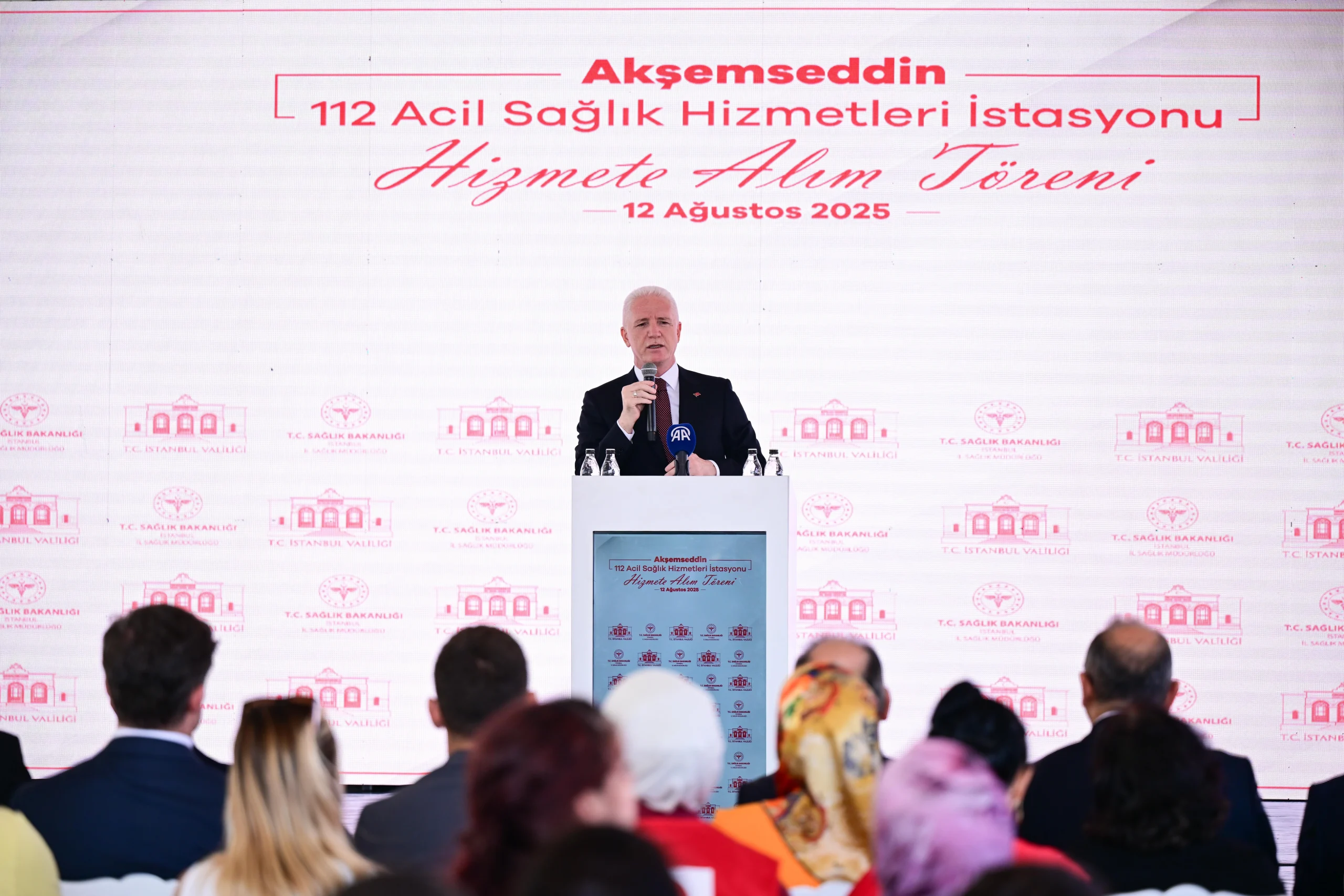 Esenyurt’ta hizmete giren Akşemseddin 112 Acil Sağlık İstasyonu, acil sağlık