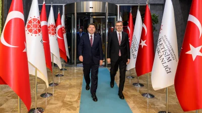 Adalet Bakanı Tunç, İletişim Başkanı Duran ile doğru bilgilendirme ve