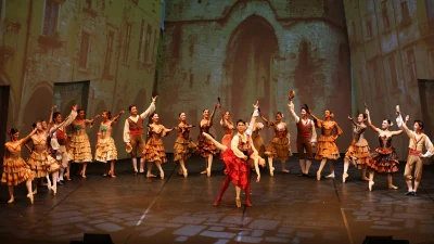 Bodrum Kalesi’nde düzenlenen 22. Uluslararası Bodrum Bale Festivali, “Don Kişot”