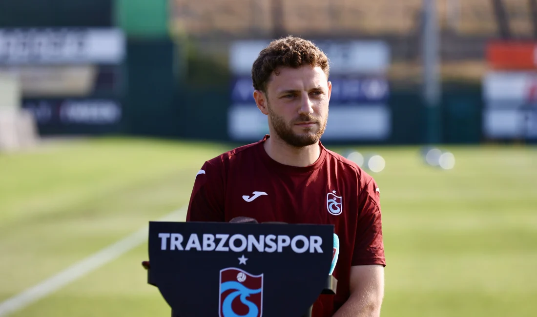Trabzonspor’un sol beki Mustafa Eskihellaç, şampiyonluk hayalini ve bordo-mavili forma