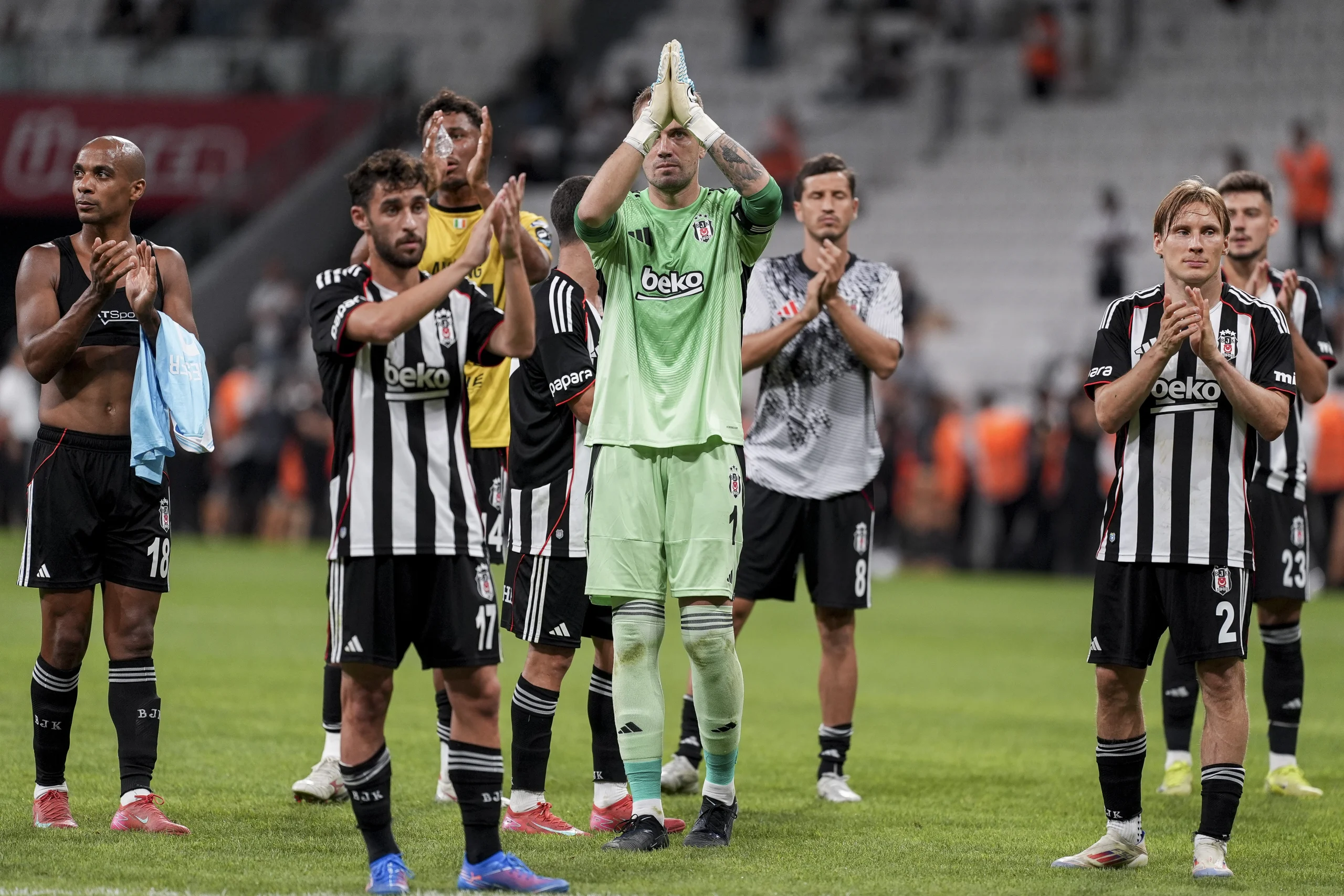 Siyah-beyazlılar, İrlanda temsilcisi St. Patrick’s’i 3-2 yenerek Konferans Ligi play-off