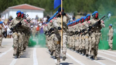 Safranbolu’daki Jandarma Komando Eğitim Merkezi’nde mezun olan 1619 uzman erbaş,