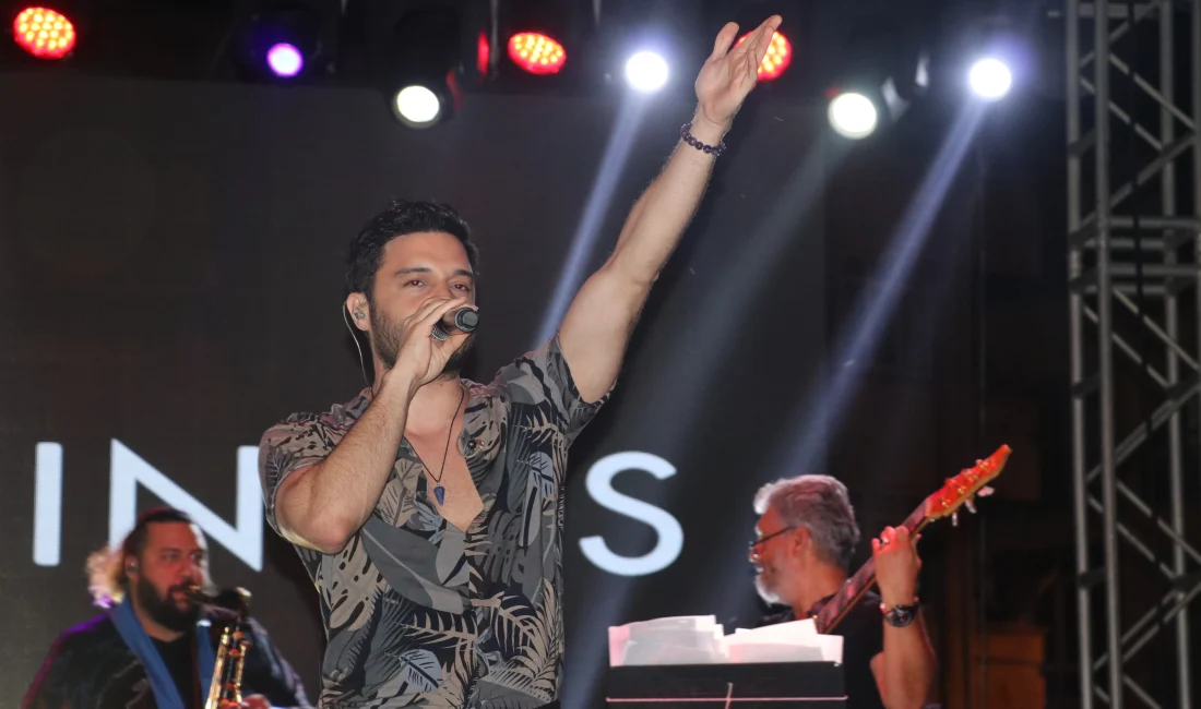Pop müziğin sevilen ismi İlyas Yalçıntaş, Hatay Yayladağı’nda gerçekleşen festivalde