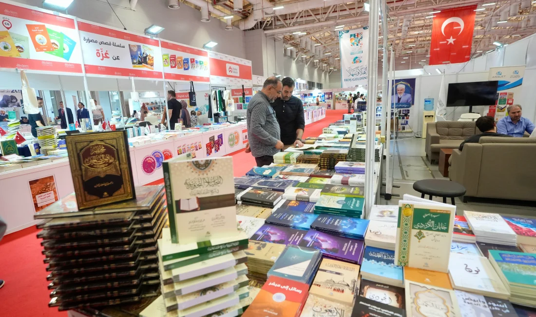 İstanbul Arapça Kitap Fuarı, 24 ülkeden yayınevlerini ve binlerce kitapseveri buluşturdu İstanbul’da düzenlenen Uluslararası Arapça Kitap Fuarı, 24 ülkeden yayınevleri ve