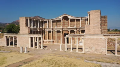 Sardes Antik Kenti’nde Lidya uygarlığına ait yapılar, ilk kez ziyaretçilerin