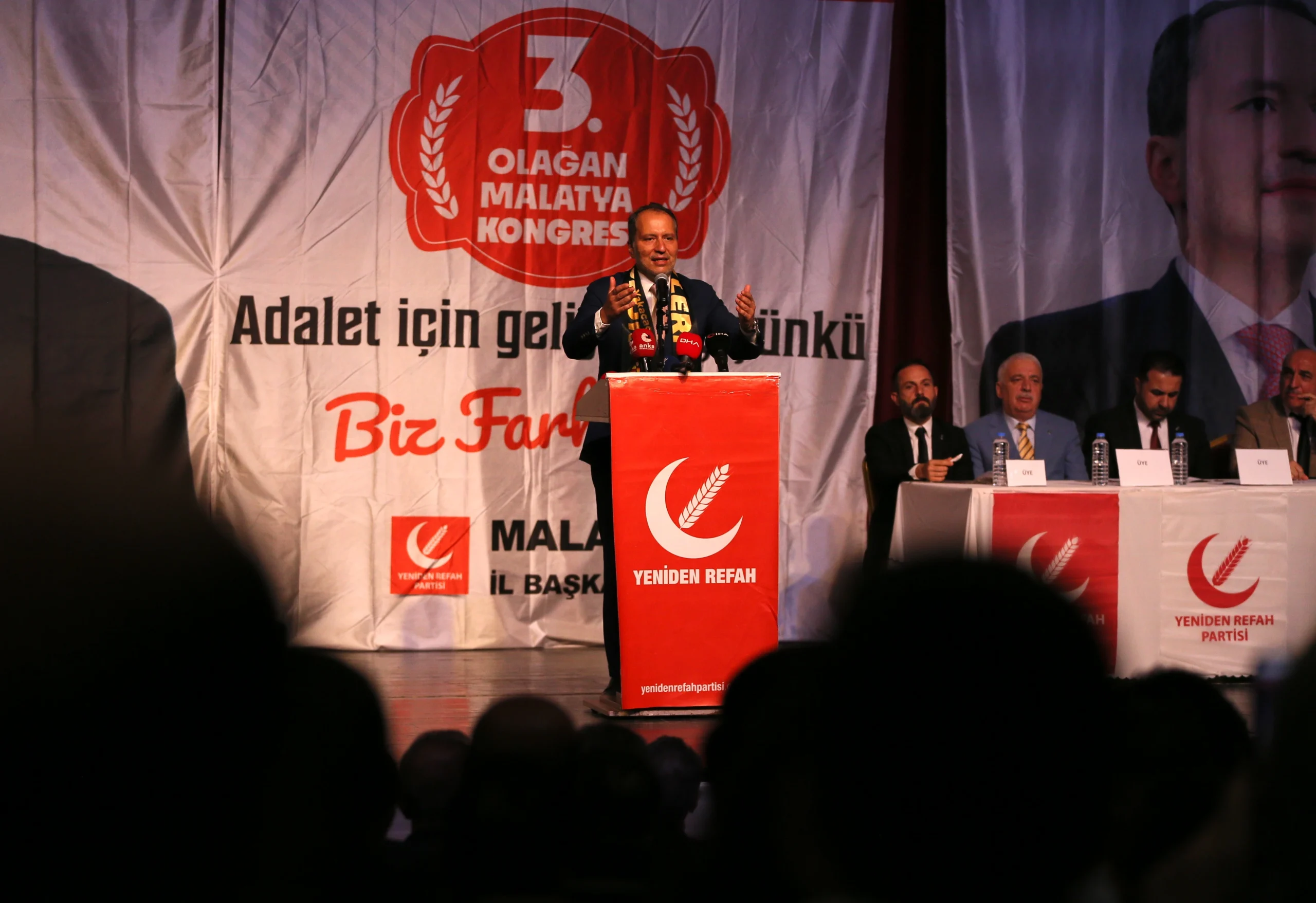 YRP lideri Fatih Erbakan, Malatya’daki kongrede erken seçim çağrısı yaptı: