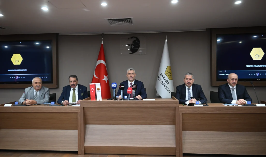 Bakan Ömer Bolat, Türkiye’nin lisanslı depoculukta 13,8 milyon ton kapasiteye