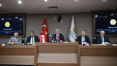 Bakan Ömer Bolat, Türkiye’nin lisanslı depoculukta 13,8 milyon ton kapasiteye