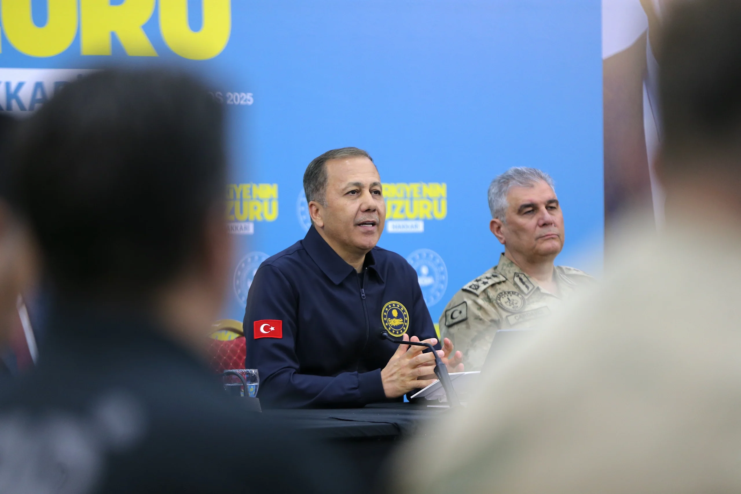 İçişleri Bakanı Ali Yerlikaya, Hakkari’deki “Türkiye’nin Huzuru Toplantısı”nda uyuşturucu ve