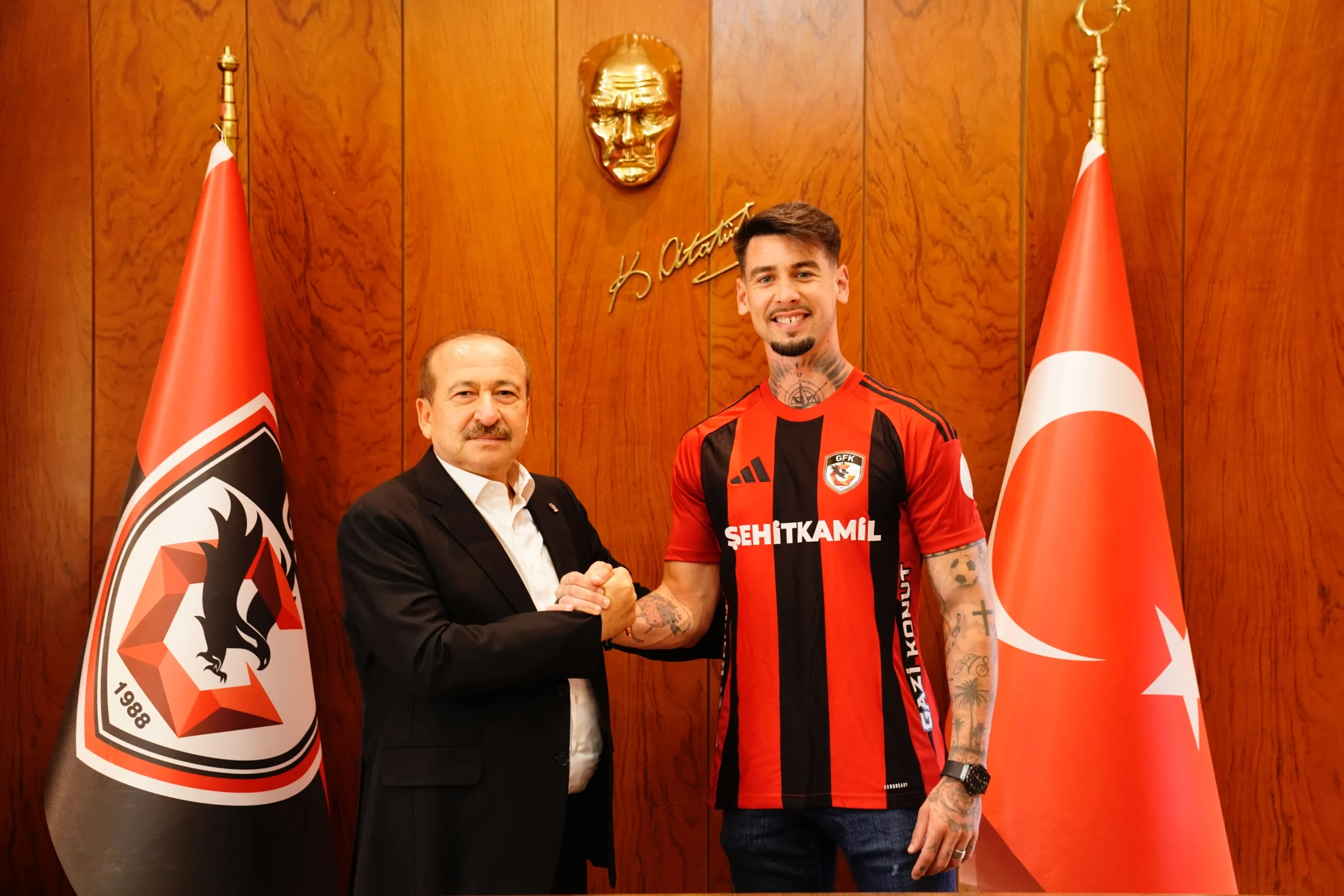 Trendyol Süper Lig ekibi Gaziantep FK, İspanyol futbolcu Luis Perez’i