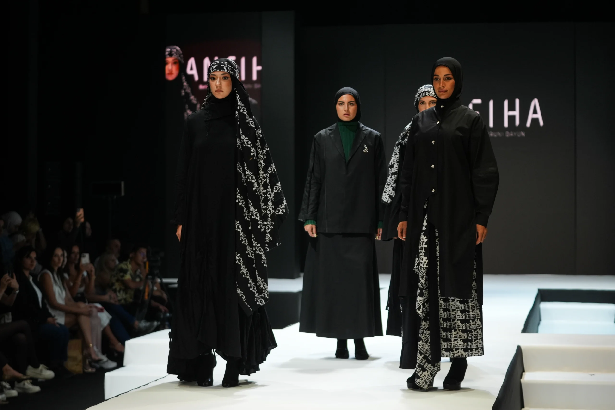 İstanbul’da düzenlenen IFCO fuarında Endonezya tasarımcıları Türk moda sektörüyle işbirliği