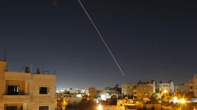 Yemen’den fırlatılan füze nedeniyle Tel Aviv’de sirenler çaldı, Ben Gurion