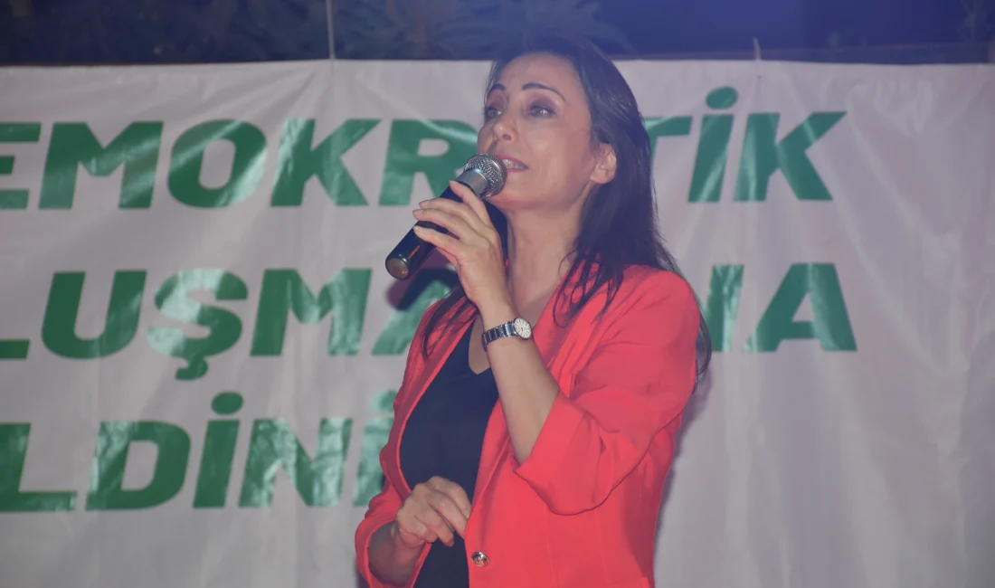 DEM Parti Eş Genel Başkanı Hatimoğulları, Adana’da düzenlenen “Halk Şöleni”nde