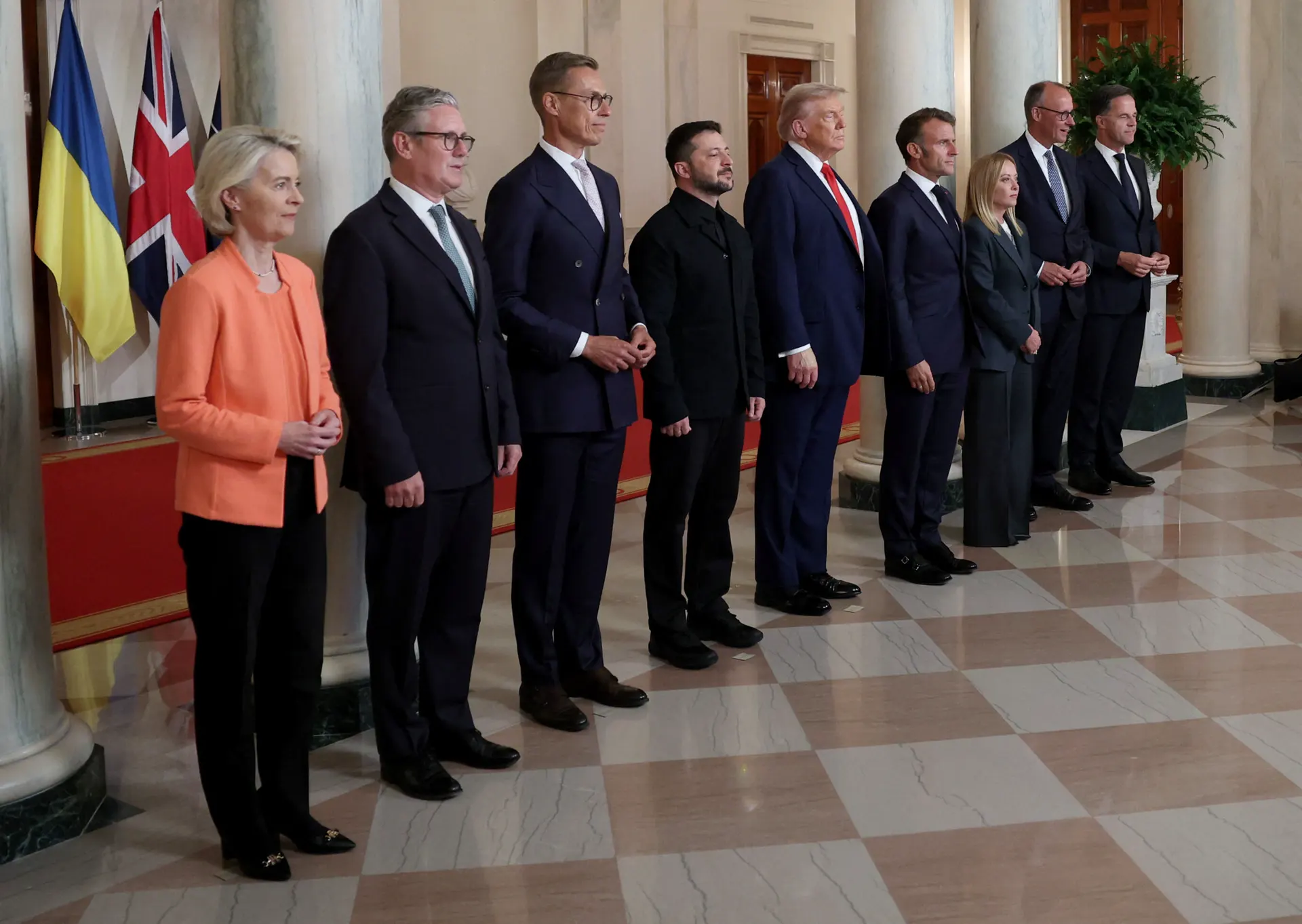 Başbakan Starmer, Beyaz Saray’daki üçlü zirvenin Ukrayna’nın güvenliği ve barış