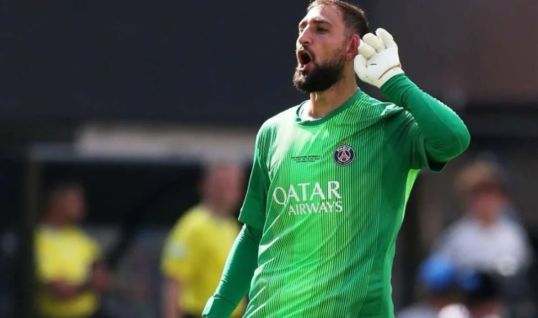 Paris Saint-Germain’in İtalyan kalecisi Donnarumma, hayal kırıklığı içinde takımdan ayrıldığını