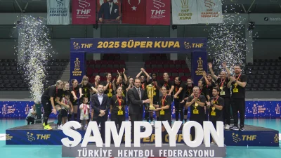 Bursa Büyükşehir Belediyespor, Hentbol Kadınlar Süper Kupa maçında Yalıkavakspor’u 30-26