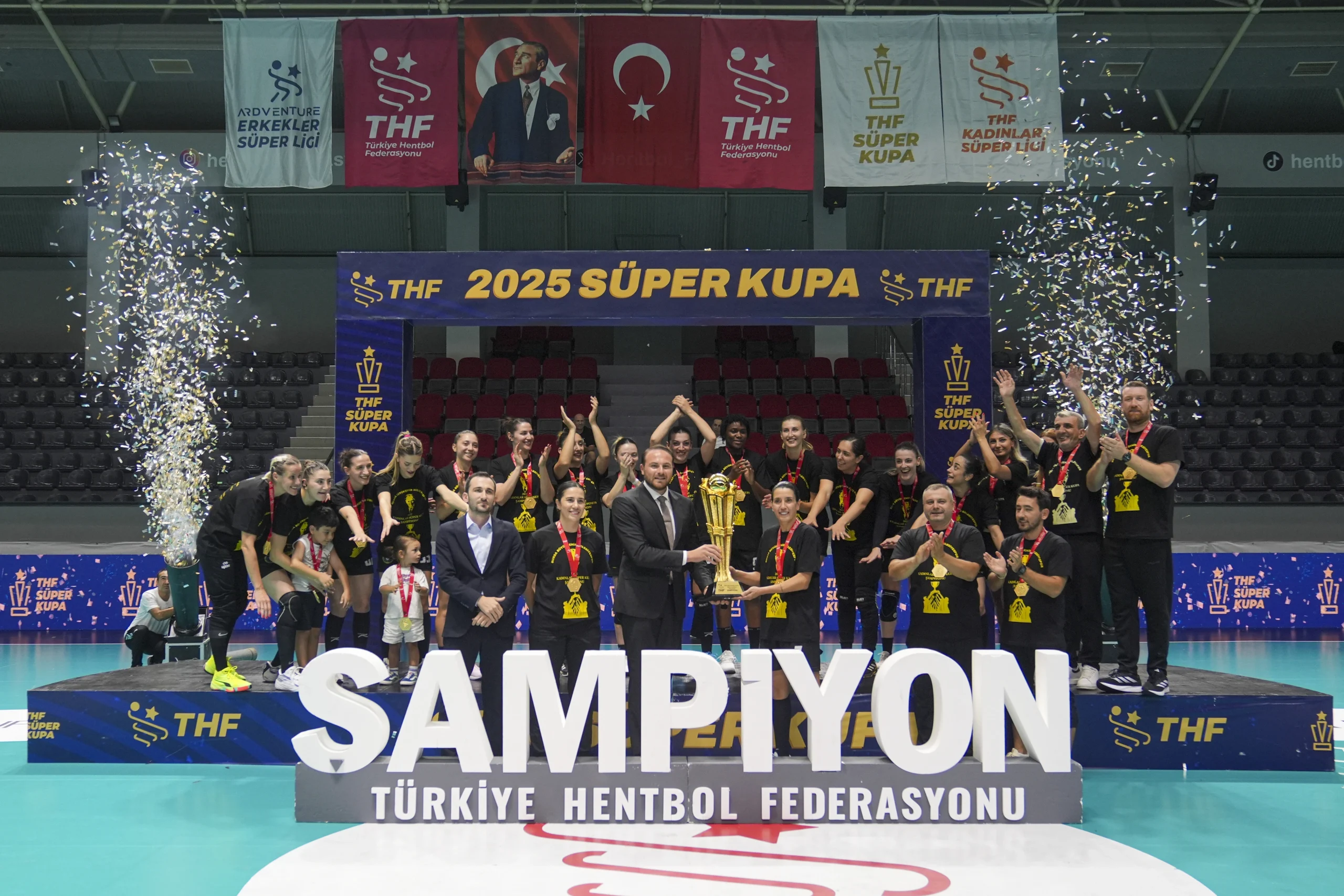 Bursa Büyükşehir Belediyespor, Hentbol Kadınlar Süper Kupa maçında Yalıkavakspor’u 30-26