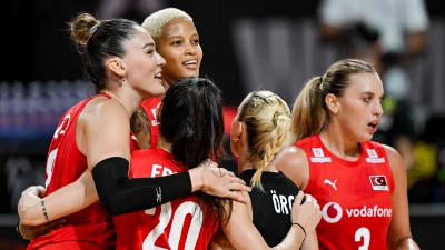 Filenin Sultanları, Dünya Şampiyonası’na galibiyetle başladı A Milli Kadın Voleybol Takımı, Dünya Şampiyonası ilk maçında İspanya’yı