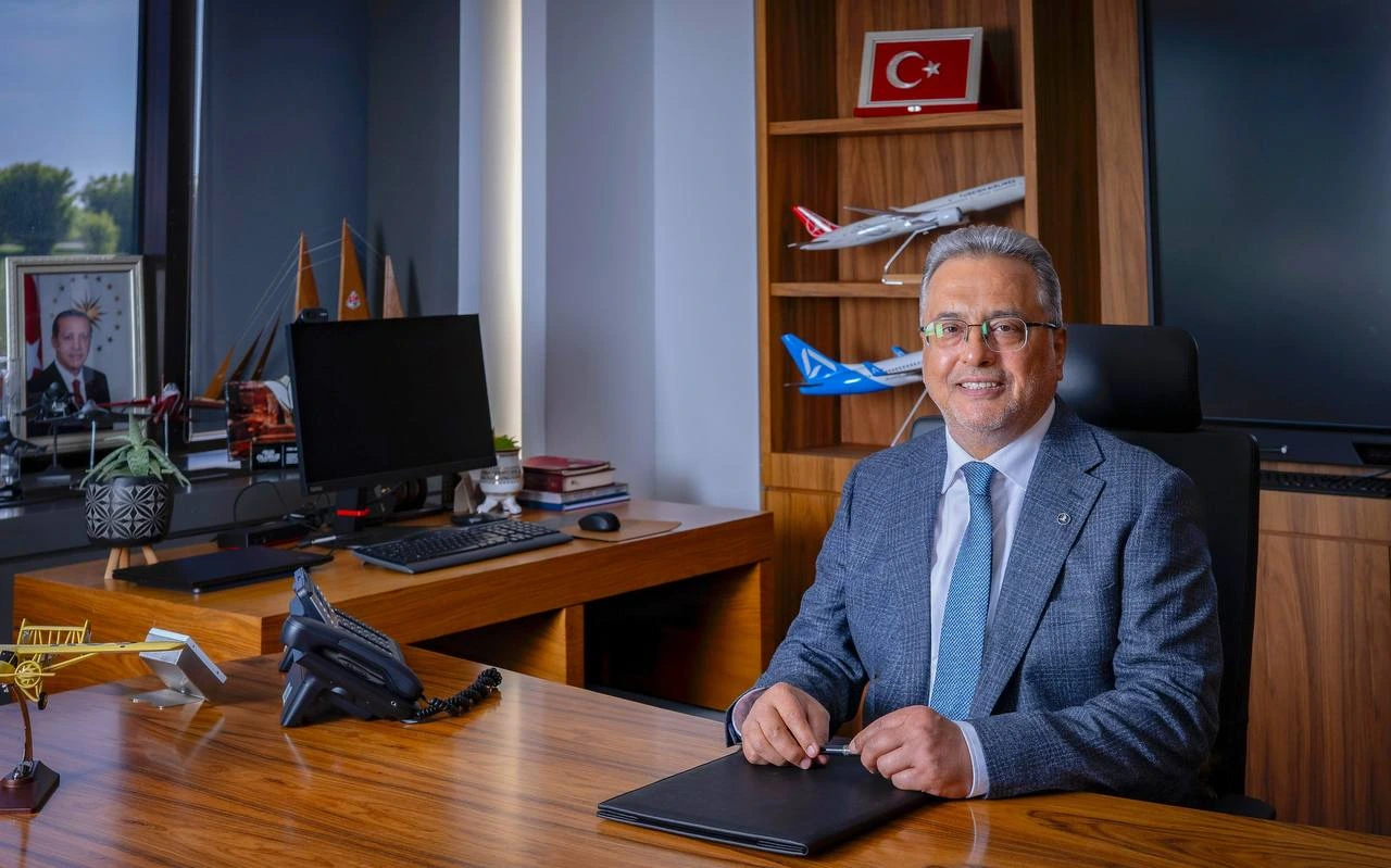 THY ve AJet Yönetim Kurulu Başkanı Ahmet Bolat, yeni uçuşlarla