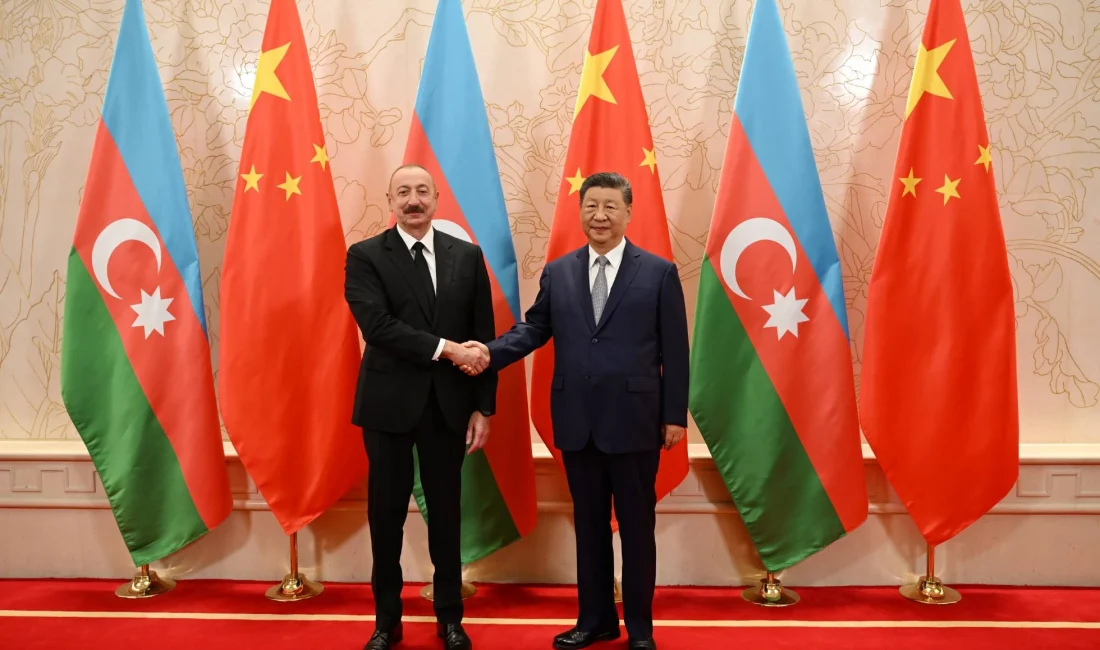 Azerbaycan Cumhurbaşkanı İlham Aliyev, Çin Devlet Başkanı Şi Cinping ile