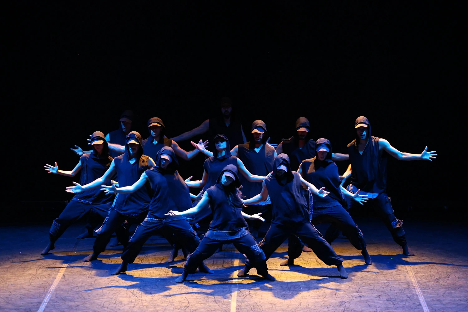 Bodrum Bale Festivali, “Elektronika” gösterisiyle kapanış yaparken, 22 yıllık tarihinde