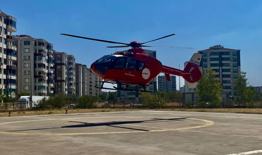 Çüngüş’te boş havuza düşerek yaralanan 74 yaşındaki Hüseyin Akmeşe, ambulans