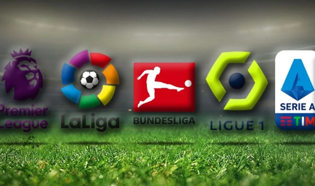 Arsenal farklı kazandı, Premier Lig’de zirveye çıktı Premier Lig’de Leeds’i 5-0 yenen Arsenal, averajla liderliğe yükseldi. Villarreal