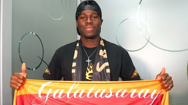 Galatasaray, Monaco’dan transfer ettiği Wilfried Singo ile 5 yıllık anlaşma