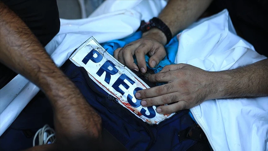 Gazze’de Ölen Gazeteci Sayısı 246’ya Yükseldi İsrail’in Gazze’ye düzenlediği saldırılarda öldürülen gazeteci sayısı 246’ya ulaştı.
