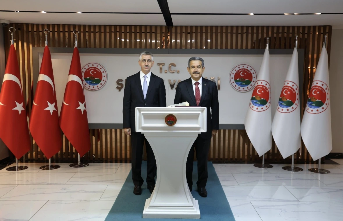 Milli Eğitim Bakan Yardımcısı Nazif Yılmaz, Şırnak’ta gençlerle bir araya