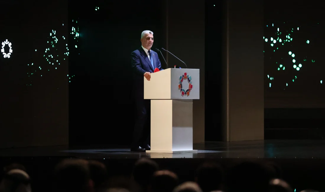 Ticaret Bakanı Bolat, Suriye’nin yeniden 2011 öncesinde olduğu gibi transit