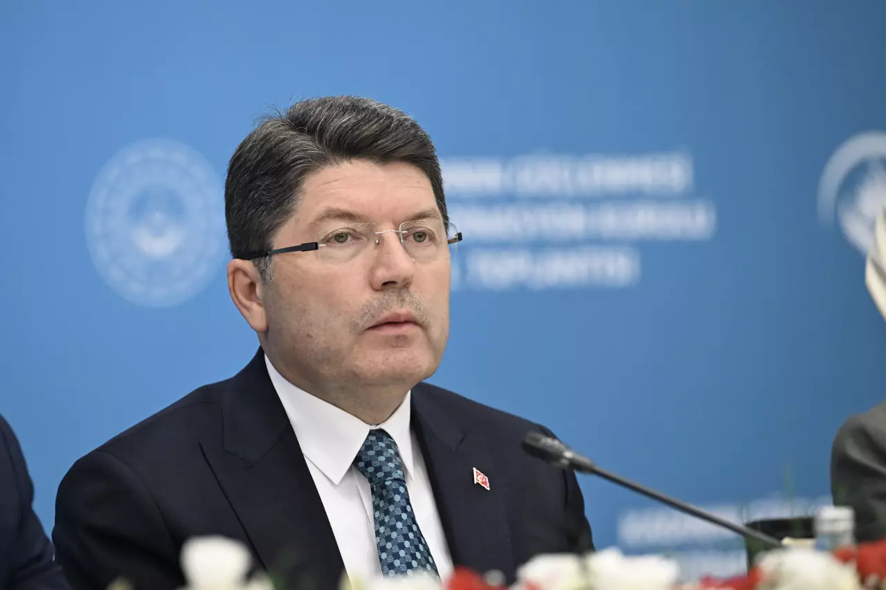 Adalet Bakanı Yılmaz Tunç, CHP Genel Başkanı Özgür Özel’in açıklamalarına