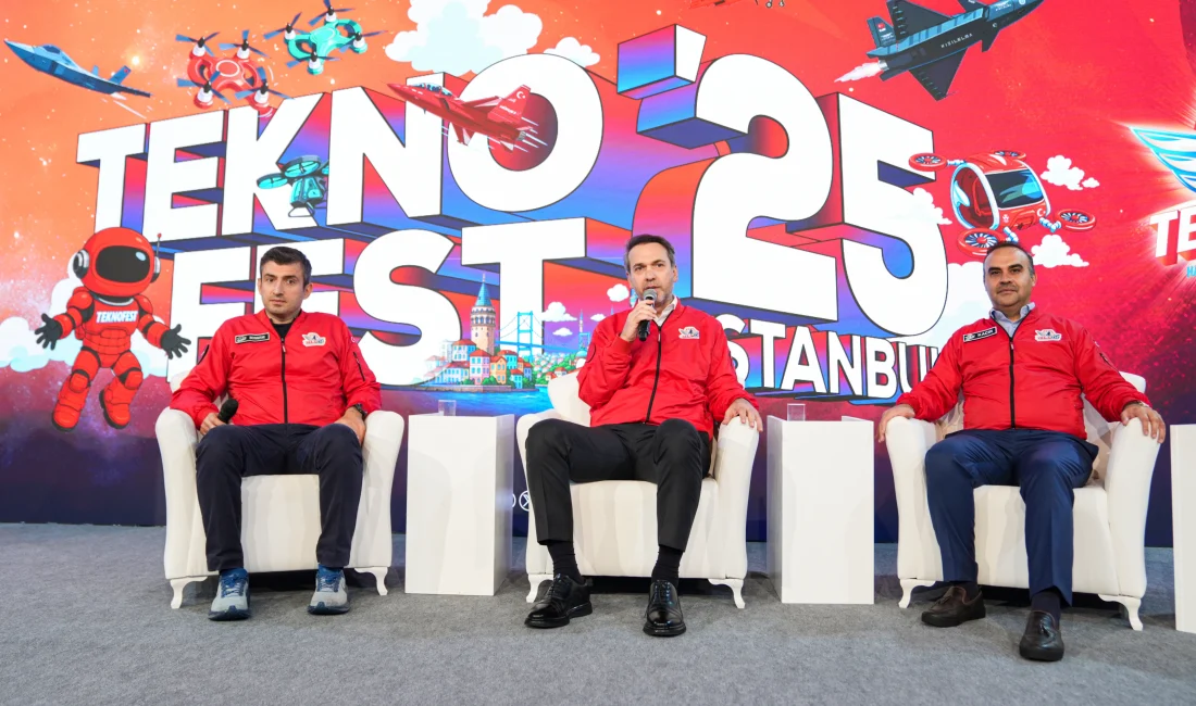 TEKNOFEST Nükleer Enerji Yarışması finalinde konuşan Bakan Kacır ve Bayraktar,
