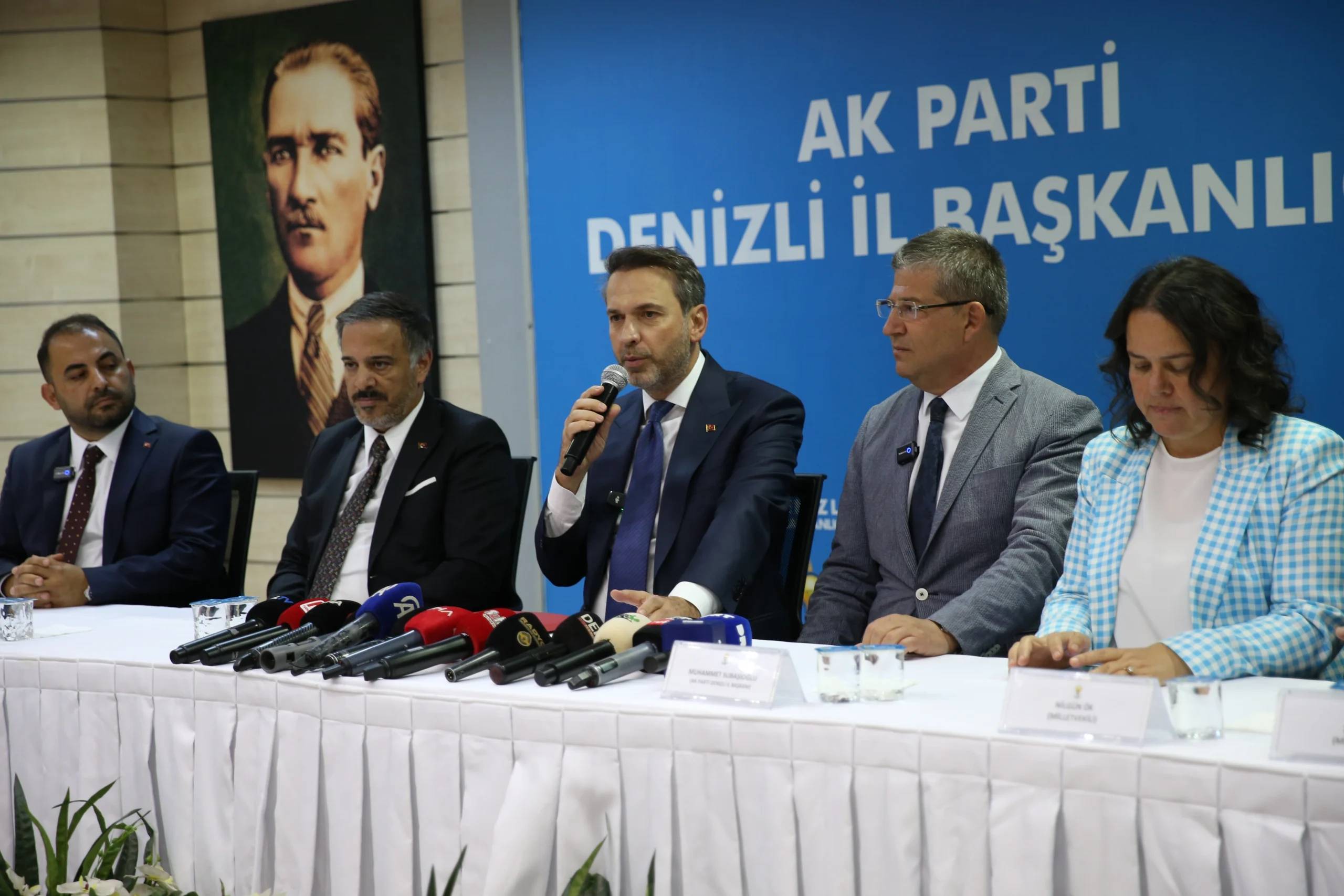 Enerji ve Tabii Kaynaklar Bakanı Alparslan Bayraktar, Denizli’de yaptığı konuşmada