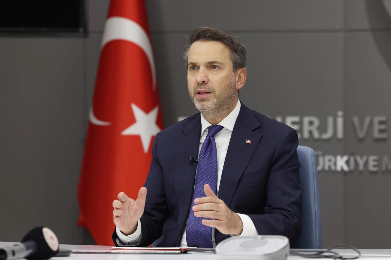 Enerji Bakanı Alparslan Bayraktar, Türkiye’nin 2053 net sıfır hedefine ulaşmasında