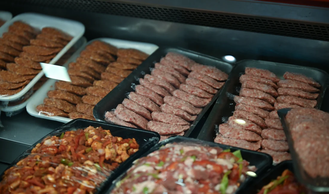 Kasaplar Odası Başkanı Fazlı Yalçındağ, vatandaşlara “Mahallenizdeki güvendiğiniz kasaptan alışveriş