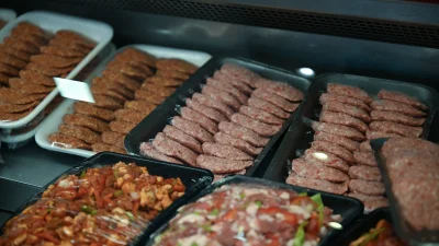 Kasaplar Odası Başkanı Fazlı Yalçındağ, vatandaşlara “Mahallenizdeki güvendiğiniz kasaptan alışveriş