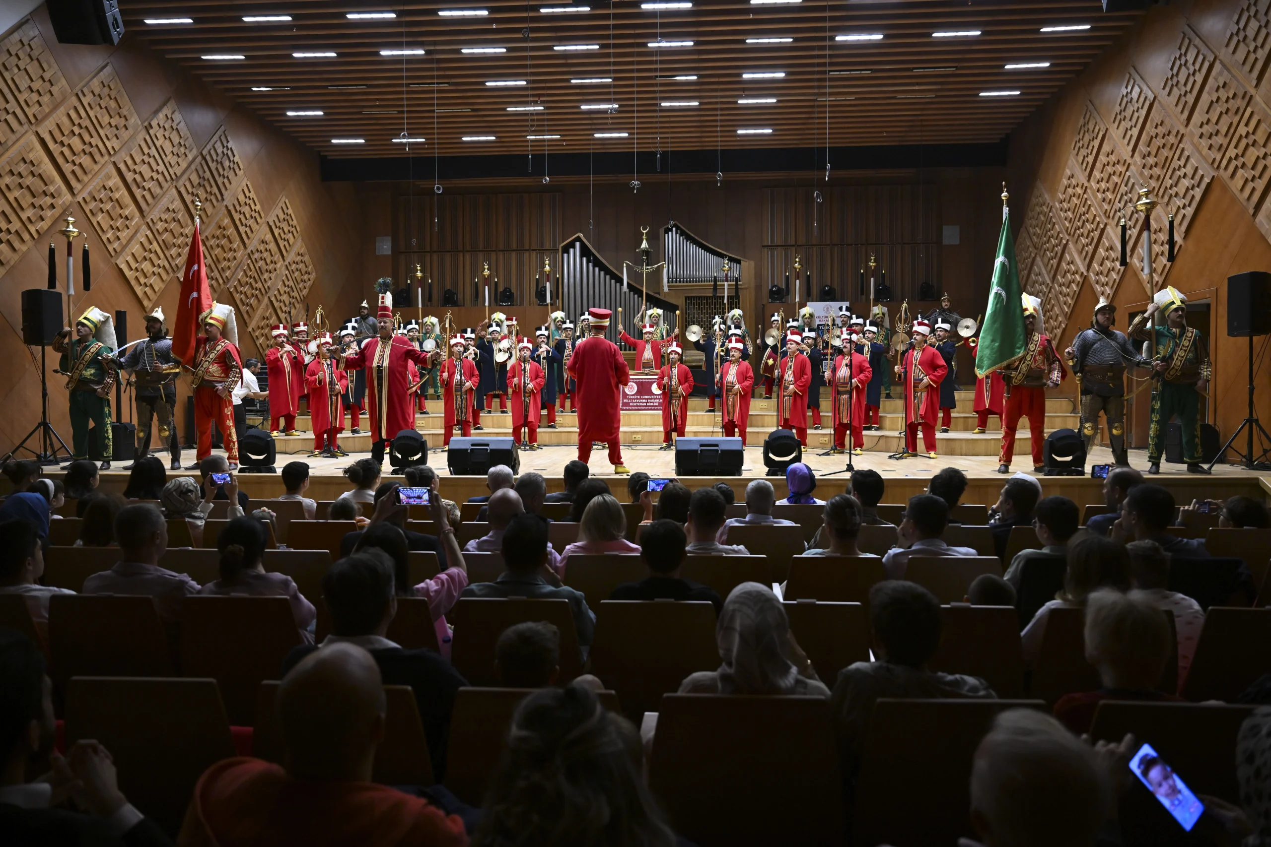 Mehteran Birliği, Ankara Kültür Yolu Festivali’nde seslendirdiği marşlarla hem tarihsel