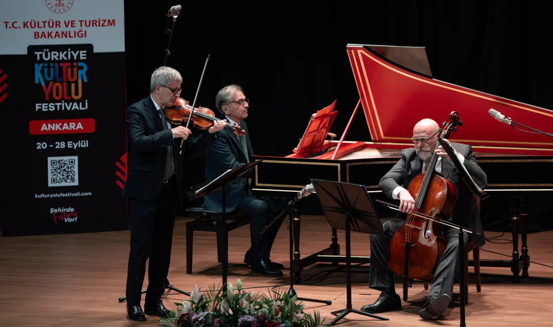 Ankara Kültür Yolu Festivali’nde sahnelenen Vivaldi konseri, sanatseverlerden yoğun ilgi