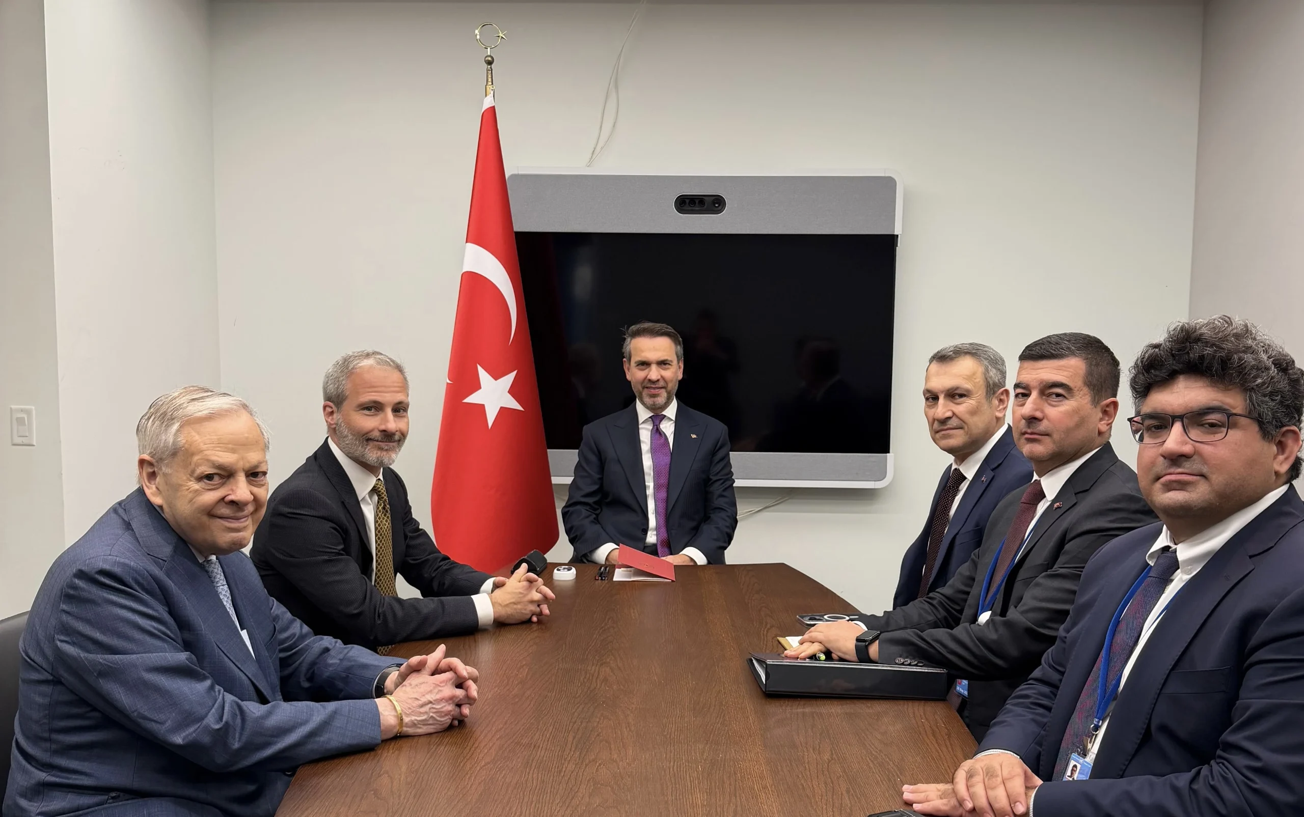 Enerji ve Tabii Kaynaklar Bakanı Alparslan Bayraktar, New York’ta enerji